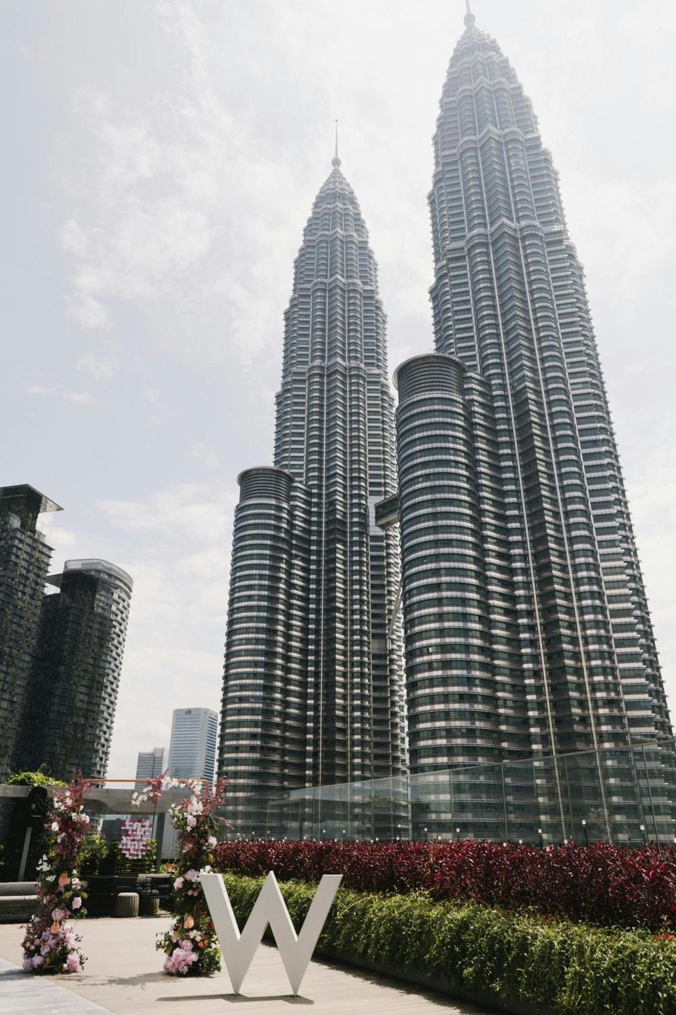Hotel W Kuala Lumpur Exterior foto